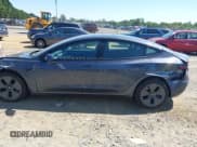 ✅ 2022 Tesla Model 3 Long Range • VIN: 5YJ3E1EB7NF160545 • Lot: 42282453. Wystawiony na IAAI z przebiegiem 36 357 mil. Bezpłatny archiwum sprzedaży aukcyjnych z USA i szczegółowy raport historii pojazdu na DreamBid. Zdjęcie 14.