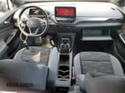 ✅ 2021 Volkswagen ID.4 Pro • VIN: WVGJNPE28MP062828 • Lot: 72090525. Listed on Copart with 19,771 mi. Free auction sales archive from the USA and detailed vehicle history report at DreamBid. Image 8.