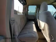 ✅ 1998 GMC Sierra 1500 • VIN: 2GTEK19R6W1553174 • Лот: 71101985. Опубликован ранее на Copart с пробегом 164 198 миль. Бесплатный доступ к архиву аукционных продаж из США и подробный отчёт об истории автомобиля на DreamBid. Изображение 10.