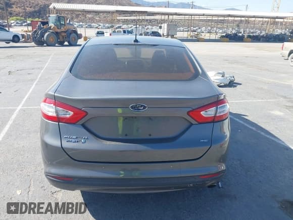 ✅ 2013 Ford Fusion SE Hybrid • VIN: 3FA6P0LU9DR361940 • Лот: 43215900. Опубликован ранее на IAAI с пробегом 236 769 миль. Бесплатный доступ к архиву аукционных продаж из США и подробный отчёт об истории автомобиля на DreamBid. Изображение 16.