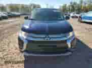 2017 Mitsubishi Outlander SE с VIN JA4AZ3A39HZ055990, выставлен на аукционе Copart как лот 84782835 с пробегом 73 552 миль миль и Списание • Salvage title. История ставок и продаж доступна на DreamBid. Изображение 5.