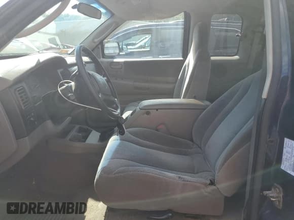 ✅ 2004 Dodge Dakota Sport • VIN: 1D7GL32KX4S653750 • Lot: 63907154. Listed on Copart with 133,226 mi. Free auction sales archive from the USA and detailed vehicle history report at DreamBid. Image 7.