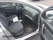 ✅ 2010 Chevrolet Aveo 1LT • VIN: KL1TD5DEXAB088637 • Lot: 42254293. Wystawiony na IAAI z przebiegiem 138 583 mil. Bezpłatny archiwum sprzedaży aukcyjnych z USA i szczegółowy raport historii pojazdu na DreamBid. Zdjęcie 5.