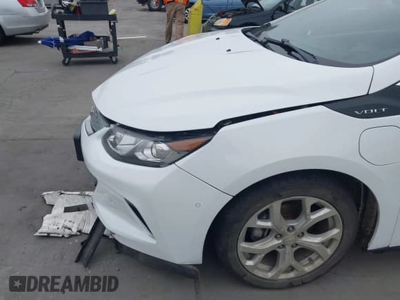 ✅ 2017 Chevrolet Volt Premier • VIN: 1G1RD6S51HU163874 • Lot: 43599799. Listed on IAAI with 125,378 mi. Free auction sales archive from the USA and detailed vehicle history report at DreamBid. Image 20.