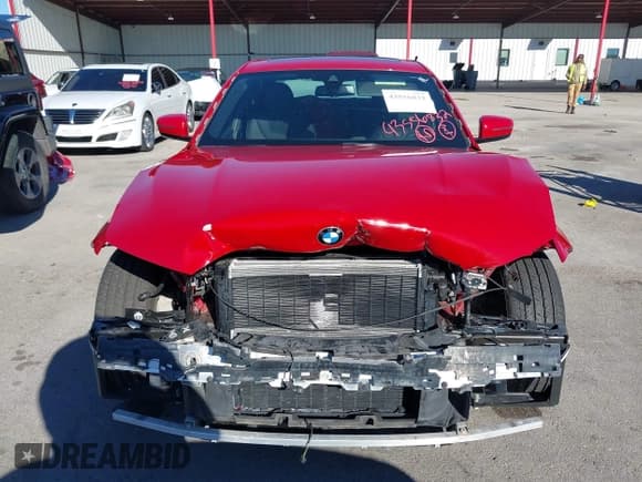 ✅ 2021 BMW 3 Series 330i • VIN: 3MW5R1J06M8B97250 • Lot: 43556832. Listed on IAAI with 30,671 mi. Free auction sales archive from the USA and detailed vehicle history report at DreamBid. Image 13.