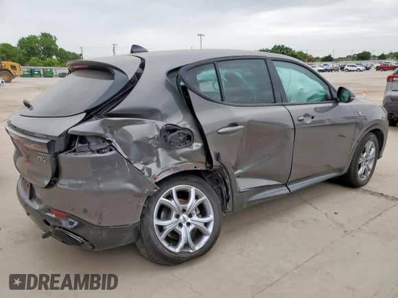 2024 Dodge Hornet R/T z VIN ZACPDFCW4R3A29263, wystawiony jako Copart lot #63423425 z przebiegiem 25 382 mil mil oraz Nie do naprawy • Non repairable. Historia ofert i sprzedaży dostępna na DreamBid. Obrazek 3.