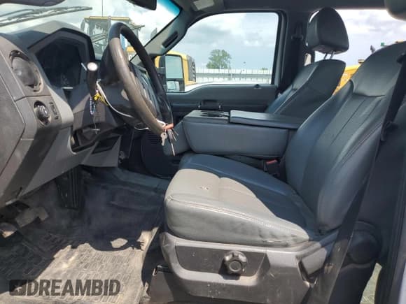 ✅ 2016 Ford F-250 XL • VIN: 1FT7W2AT6GED44494 • Lot: 64178165. Wystawiony na Copart z przebiegiem 175 421 mil. Bezpłatny archiwum sprzedaży aukcyjnych z USA i szczegółowy raport historii pojazdu na DreamBid. Zdjęcie 7.