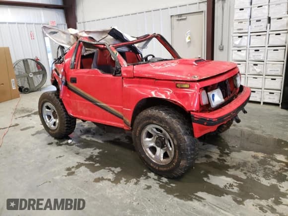 ✅ 1992 Geo Tracker • VIN: 2CNBJ18U1N6917736 • Лот: 76609574. Опубликован ранее на Copart с пробегом Не указан. Бесплатный доступ к архиву аукционных продаж из США и подробный отчёт об истории автомобиля на DreamBid. Изображение 4.