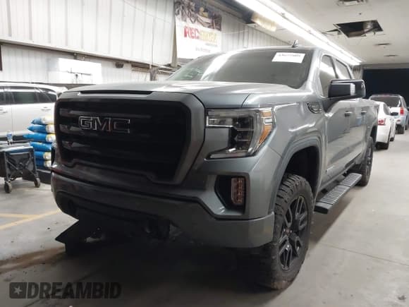 ✅ 2021 GMC Sierra 1500 Elevation • VIN: 3GTU9CED2MG272670 • Lot: 43657809. Wystawiony na IAAI z przebiegiem 71 828 mil. Bezpłatny archiwum sprzedaży aukcyjnych z USA i szczegółowy raport historii pojazdu na DreamBid. Zdjęcie 18.