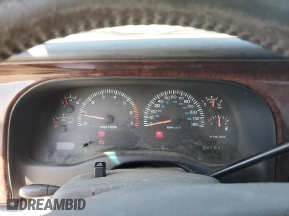 ✅ 2000 Dodge Durango • VIN: 1B4HS28N7YF242203 • Lot: 58715285. Wystawiony na Copart z przebiegiem 155 169 mil. Bezpłatny archiwum sprzedaży aukcyjnych z USA i szczegółowy raport historii pojazdu na DreamBid. Zdjęcie 9.