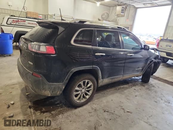 ✅ 2021 Jeep Cherokee Latitude Lux • VIN: 1C4PJMMX8MD110626 • Lot: 92997695. Listed on Copart with 120,011 mi. Free auction sales archive from the USA and detailed vehicle history report at DreamBid. Image 3.