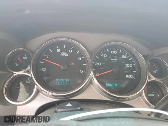 ✅ 2008 Chevrolet Silverado 2500HD 1LT • VIN: 1GCHC23678F179555 • Lot: 59109625. Wystawiony na Copart z przebiegiem 153 341 mil. Bezpłatny archiwum sprzedaży aukcyjnych z USA i szczegółowy raport historii pojazdu na DreamBid. Zdjęcie 9.