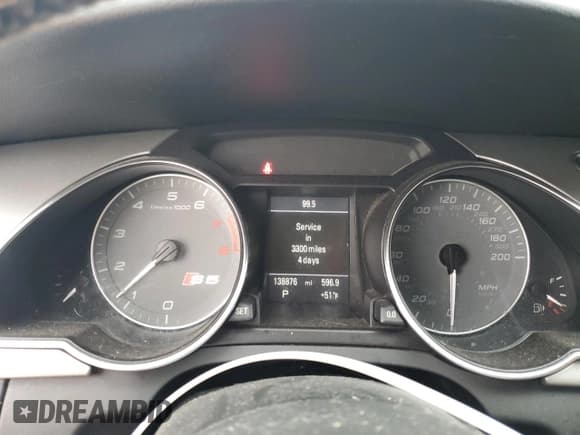 ✅ 2012 Audi S5 Premium Plus • VIN: WAUCVAFRXCA005177 • Лот: 42574225. Опубликован ранее на Copart с пробегом 138 876 миль. Бесплатный доступ к архиву аукционных продаж из США и подробный отчёт об истории автомобиля на DreamBid. Изображение 9.