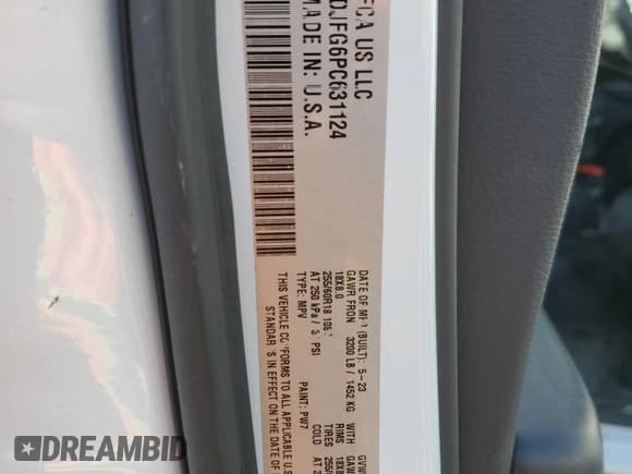 ✅ 2023 Dodge Durango Pursuit • VIN: 1C4RDJFG6PC631124 • Lot: 86140695. Wystawiony na Copart z przebiegiem 27 582 mil. Bezpłatny archiwum sprzedaży aukcyjnych z USA i szczegółowy raport historii pojazdu na DreamBid. Zdjęcie 12.