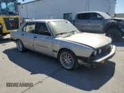 ✅ 1986 BMW 5 Series • VIN: WBADK7300G9652328 • Lot: 63927215. Wystawiony na Copart z przebiegiem 169 552 mil. Bezpłatny archiwum sprzedaży aukcyjnych z USA i szczegółowy raport historii pojazdu na DreamBid. Zdjęcie 4.