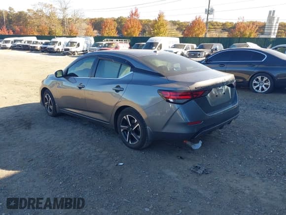 ✅ 2024 Nissan Sentra SV • VIN: 3N1AB8CV3RY359322 • Lot: 43536880. Wystawiony na IAAI z przebiegiem 19 250 mil. Bezpłatny archiwum sprzedaży aukcyjnych z USA i szczegółowy raport historii pojazdu na DreamBid. Zdjęcie 3.