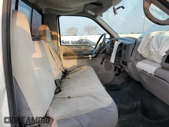 ✅ 2000 Ford F-250 XL • VIN: 1FTNF21F7YEA97991 • Lot: 54577544. Listed on Copart with 82,036 mi. Free auction sales archive from the USA and detailed vehicle history report at DreamBid. Image 10.