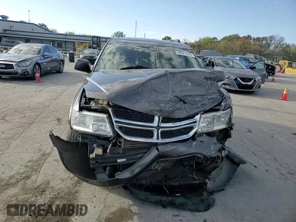✅ 2017 Dodge Journey SXT • VIN: 3C4PDDBG5HT592899 • Лот: 89541635. Опубликован ранее на Copart с пробегом 141 136 миль. Бесплатный доступ к архиву аукционных продаж из США и подробный отчёт об истории автомобиля на DreamBid. Изображение 13.