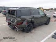 ✅ 2025 Hyundai Santa Fe Calligraphy • VIN: 5NMP5DGL1SH108606 • Lot: 43502323. Wystawiony na IAAI z przebiegiem 6 438 mil. Bezpłatny archiwum sprzedaży aukcyjnych z USA i szczegółowy raport historii pojazdu na DreamBid. Zdjęcie 4.