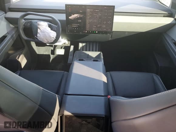 ✅ 2024 Tesla Cybertruck • VIN: 7G2CEHED5RA031214 • Лот: 85656154. Опубликован ранее на Copart с пробегом 2 102 миль. Бесплатный доступ к архиву аукционных продаж из США и подробный отчёт об истории автомобиля на DreamBid. Изображение 8.