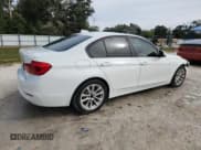 ✅ 2016 BMW 3 Series 320i • VIN: WBA8E1G55GNT38337 • Лот: 91553105. Опубликован ранее на Copart с пробегом 116 018 миль. Бесплатный доступ к архиву аукционных продаж из США и подробный отчёт об истории автомобиля на DreamBid. Изображение 3.