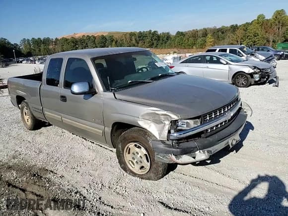 ✅ 1999 Chevrolet Silverado 1500 LS • VIN: 2GCEC19V8X1129832 • Лот: 82515275. Опубликован ранее на Copart с пробегом 186 064 миль. Бесплатный доступ к архиву аукционных продаж из США и подробный отчёт об истории автомобиля на DreamBid. Изображение 13.