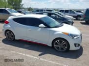 ✅ 2016 Hyundai Veloster Turbo • VIN: KMHTC6AE6GU300819 • Lot: 42682266. Wystawiony na IAAI z przebiegiem 149 220 mil. Bezpłatny archiwum sprzedaży aukcyjnych z USA i szczegółowy raport historii pojazdu na DreamBid. Zdjęcie 13.