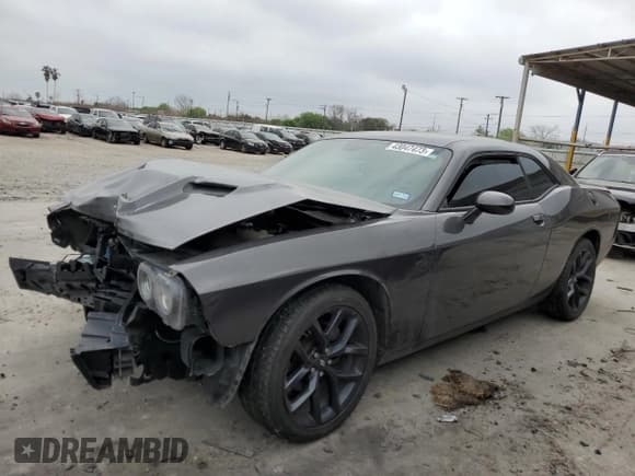 ✅ 2020 Dodge Challenger SXT • VIN: 2C3CDZAG6LH146456 • Lot: 43047473. Wystawiony na Copart z przebiegiem Nie podano. Bezpłatny archiwum sprzedaży aukcyjnych z USA i szczegółowy raport historii pojazdu na DreamBid. Zdjęcie 1.