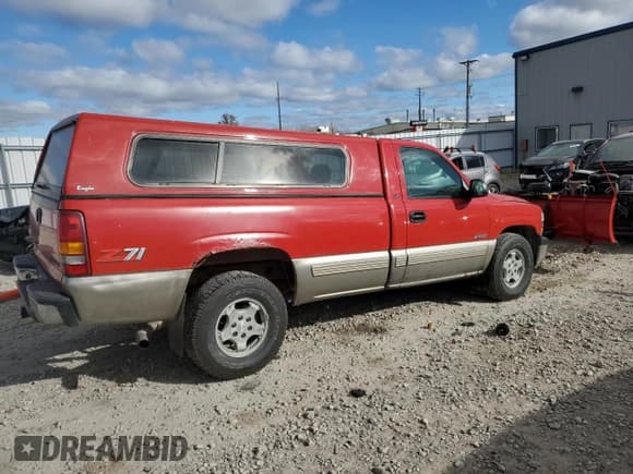 ✅ 1999 Chevrolet Silverado 1500 • VIN: 1GCEK14T3XE233068 • Лот: 76970374. Опубликован ранее на Copart с пробегом 169 443 миль. Бесплатный доступ к архиву аукционных продаж из США и подробный отчёт об истории автомобиля на DreamBid. Изображение 3.