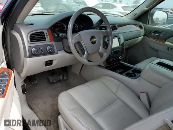 ✅ 2013 Chevrolet Suburban • VIN: 1GNWKMEG4DR257785 • Lot: 76817344. Listed on Copart with 68,021 mi. Free auction sales archive from the USA and detailed vehicle history report at DreamBid. Image 8.