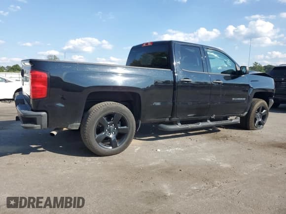 ✅ 2018 Chevrolet Silverado 1500 LS • VIN: 1GCRCNEC5JZ296578 • Лот: 71299995. Опубликован ранее на Copart с пробегом 120 770 миль. Бесплатный доступ к архиву аукционных продаж из США и подробный отчёт об истории автомобиля на DreamBid. Изображение 3.