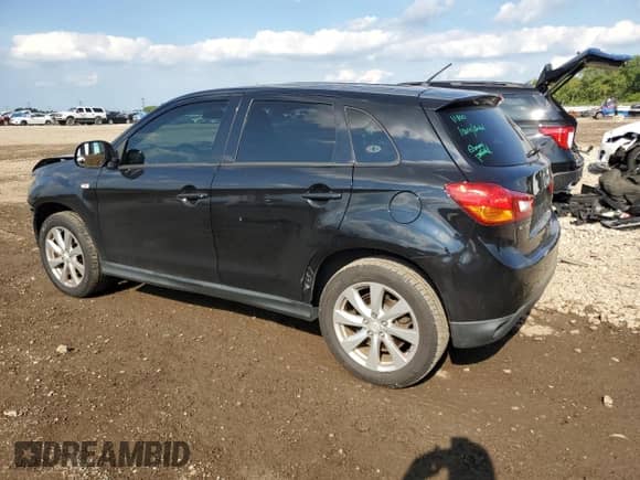 2015 Mitsubishi Outlander ES с VIN 4A4AR3AW5FE053277, выставлен на аукционе Copart как лот 70186775 с пробегом 93 736 миль миль и Списание • Salvage title. История ставок и продаж доступна на DreamBid. Изображение 2.
