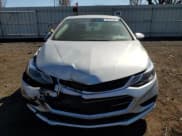 ✅ 2017 Chevrolet Cruze LT • VIN: 1G1BE5SM9H7265776 • Lot: 48195163. Listed on Copart with 68,577 mi. Free auction sales archive from the USA and detailed vehicle history report at DreamBid. Image 5.