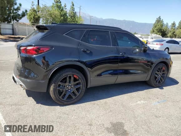 ✅ 2020 Chevrolet Blazer LT • VIN: 3GNKBDRS5LS631586 • Lot: 68446714. Listed on Copart with 34,692 mi miles. Access the free auction sales archive from the USA and view a detailed vehicle history report at DreamBid. Image 3.