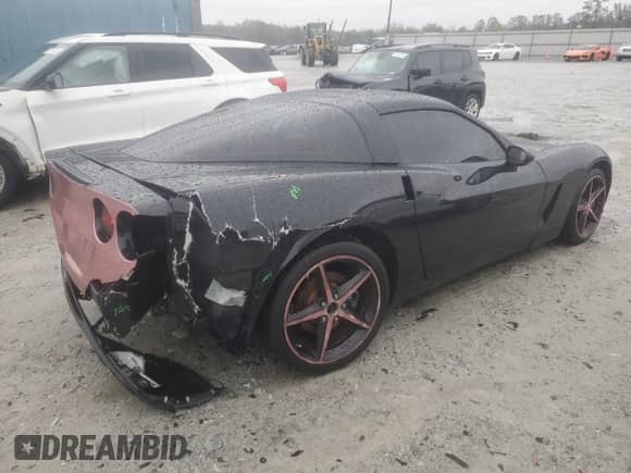 2013 Chevrolet Corvette 3LT with VIN 1G1YG2DW7D5106648, listed as a Copart auction lot 81218524 with 112,441 mi miles and Salvage title. Bid and sale history available at DreamBid. Image 3.
