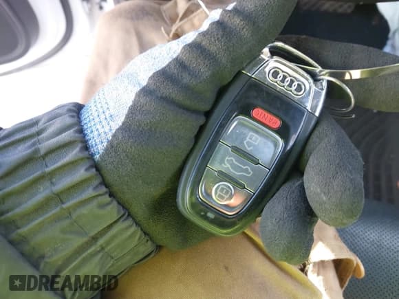 ✅ 2016 Audi A7 Prestige • VIN: WAU2GAFC6GN157778 • Lot: 41836901. Wystawiony na IAAI z przebiegiem 77 143 mil. Bezpłatny archiwum sprzedaży aukcyjnych z USA i szczegółowy raport historii pojazdu na DreamBid. Zdjęcie 11.