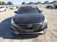✅ 2015 Hyundai Sonata Sport • VIN: 5NPE34ABXFH172617 • Lot: 69114845. Wystawiony na Copart z przebiegiem 81 736 mil. Bezpłatny archiwum sprzedaży aukcyjnych z USA i szczegółowy raport historii pojazdu na DreamBid. Zdjęcie 5.