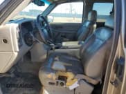 ✅ 2000 Chevrolet Silverado 1500 LS • VIN: 2GCEC19T0Y1332620 • Лот: 80065604. Опубликован ранее на Copart с пробегом 252 411 миль. Бесплатный доступ к архиву аукционных продаж из США и подробный отчёт об истории автомобиля на DreamBid. Изображение 7.