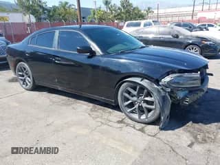 2020 Dodge Charger SXT с VIN 2C3CDXBG0LH127002, выставлен на аукционе IAAI как лот 40357713 с пробегом 94 007 миль миль и . История ставок и продаж доступна на DreamBid. Изображение 1.