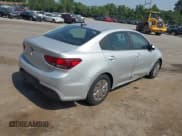 ✅ 2018 Kia Rio LX • VIN: 3KPA24ABXJE077358 • Lot: 42781638. Wystawiony na IAAI z przebiegiem 92 690 mil. Bezpłatny archiwum sprzedaży aukcyjnych z USA i szczegółowy raport historii pojazdu na DreamBid. Zdjęcie 4.