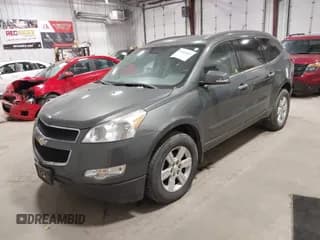 ✅ 2011 Chevrolet Traverse 1LT • VIN: 1GNKVGED8BJ171985 • Lot: 43553001. Wystawiony na IAAI z przebiegiem 161 657 mil. Bezpłatny archiwum sprzedaży aukcyjnych z USA i szczegółowy raport historii pojazdu na DreamBid. Zdjęcie 2.