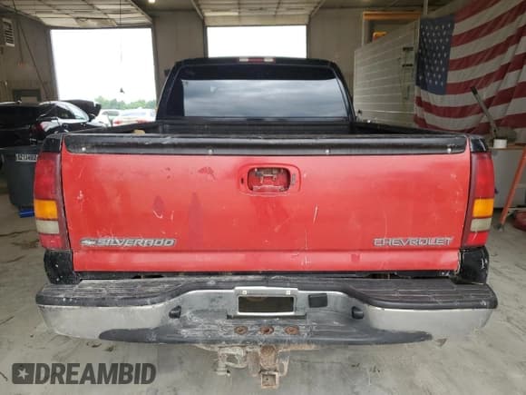 ✅ 2001 Chevrolet Silverado 2500HD LS • VIN: 1GCHK29U21E258040 • Лот: 64043465. Опубликован ранее на Copart с пробегом 259 626 миль. Бесплатный доступ к архиву аукционных продаж из США и подробный отчёт об истории автомобиля на DreamBid. Изображение 6.