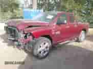 2018 Ram 1500 Express z VIN 1C6RR7FT2JS307996, wystawiony jako IAAI lot #43360537 z przebiegiem 81 154 mil mil oraz . Historia ofert i sprzedaży dostępna na DreamBid. Obrazek 2.