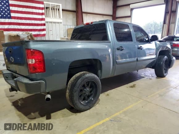 ✅ 2009 Chevrolet Silverado 1500 LT • VIN: 3GCEC23J19G139236 • Lot: 87115875. Wystawiony na Copart z przebiegiem 206 378 mil. Bezpłatny archiwum sprzedaży aukcyjnych z USA i szczegółowy raport historii pojazdu na DreamBid. Zdjęcie 3.