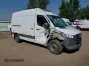 ✅ 2023 Mercedes-Benz Sprinter • VIN: W1Y4NBHY0PT147870 • Лот: 67999405. Опубликован ранее на Copart с пробегом 18 492 миль. Бесплатный доступ к архиву аукционных продаж из США и подробный отчёт об истории автомобиля на DreamBid. Изображение 14.