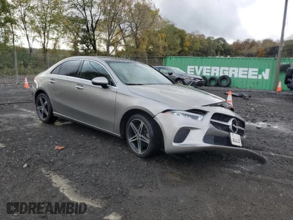 ✅ 2019 Mercedes-Benz A 220 • VIN: WDD3G4FB7KW028232 • Lot: 87040965. Listed on Copart with 91,847 mi. Free auction sales archive from the USA and detailed vehicle history report at DreamBid. Image 4.