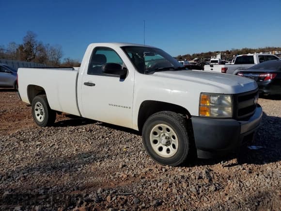 ✅ 2007 Chevrolet Silverado 1500 • VIN: 1GCEC14J27Z537903 • Лот: 84207774. Опубликован ранее на Copart с пробегом 250 430 миль. Бесплатный доступ к архиву аукционных продаж из США и подробный отчёт об истории автомобиля на DreamBid. Изображение 4.