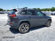 ✅ 2015 Jeep Cherokee Trailhawk • VIN: 1C4PJMBB4FW594311 • Лот: 57965505. Опубликован ранее на Copart с пробегом 214 700 миль. Бесплатный доступ к архиву аукционных продаж из США и подробный отчёт об истории автомобиля на DreamBid. Изображение 3.