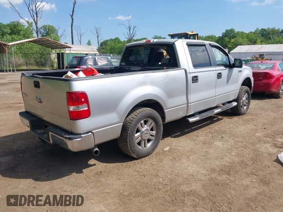 ✅ 2008 Ford F-150 XLT • VIN: 1FTPW14V88FA65700 • Lot: 42204460. Wystawiony na IAAI z przebiegiem 109 230 mil. Bezpłatny archiwum sprzedaży aukcyjnych z USA i szczegółowy raport historii pojazdu na DreamBid. Zdjęcie 4.