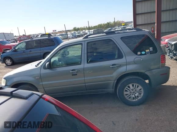 2006 Mercury Mariner Luxury с VIN 4M2YU56166DJ09255, выставлен на аукционе IAAI как лот 43432885 с пробегом 151 684 миль миль и . История ставок и продаж доступна на DreamBid. Изображение 14.